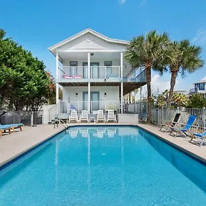  Holiday home A Vip Hideaway